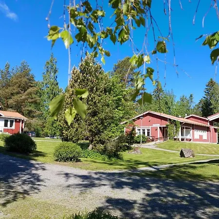 Hotel Idyllinen Rajaniemen Pappila Kutsuu! Virrat