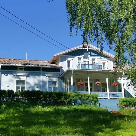 Idyllinen Rajaniemen Pappila Kutsuu! *